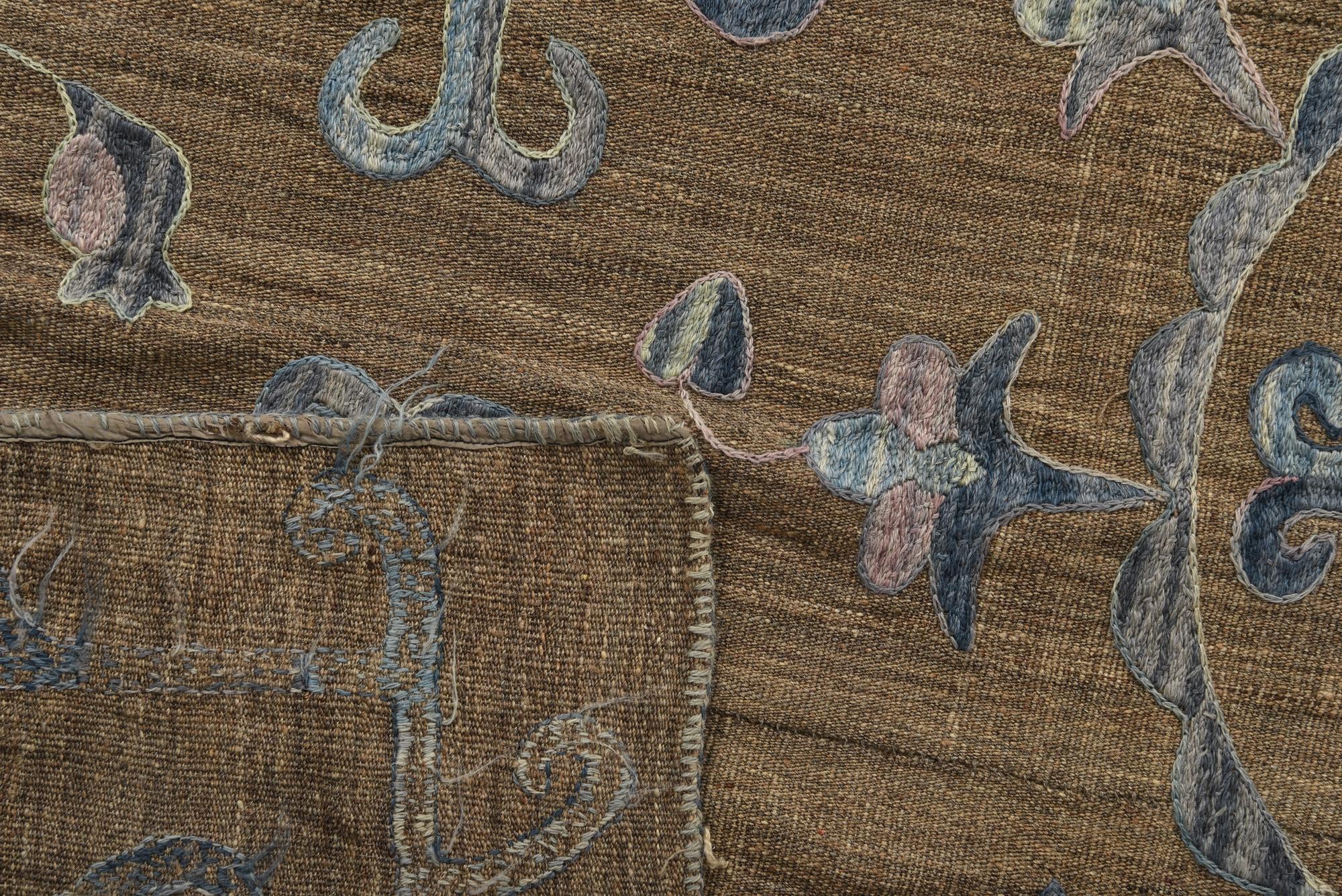 5' 6 x 7' 4 Hand Woven Kilim Suzani Wool Rug