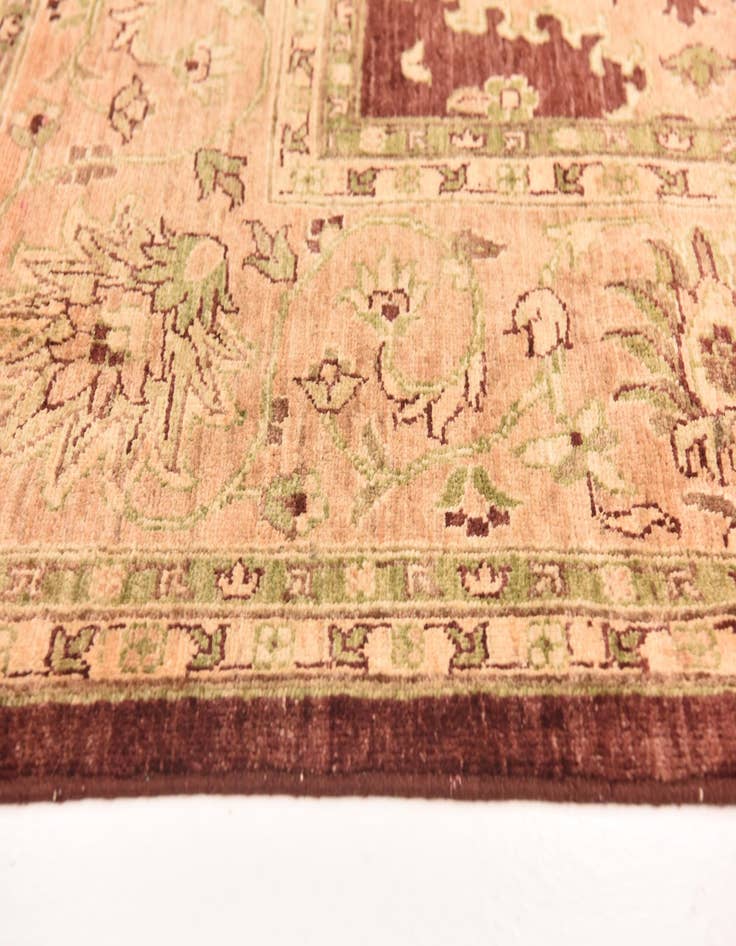 Detail image of 8' 2 x 9' 11 Hand Knotted Peshawar Ziegler Rug