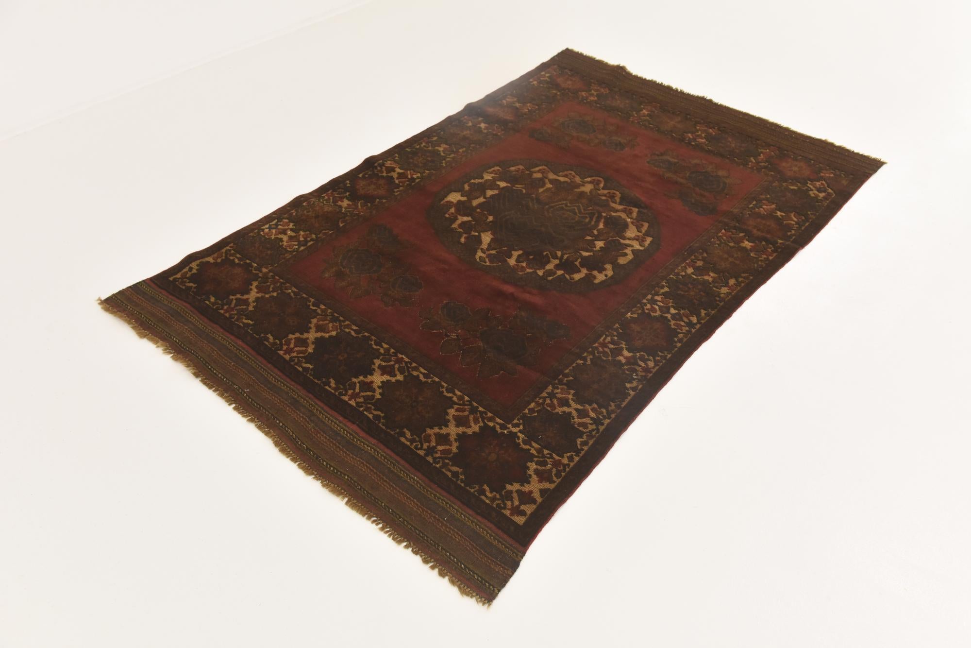 3' 10 x 6' 3 Hand Knotted Sumak Wool Rug