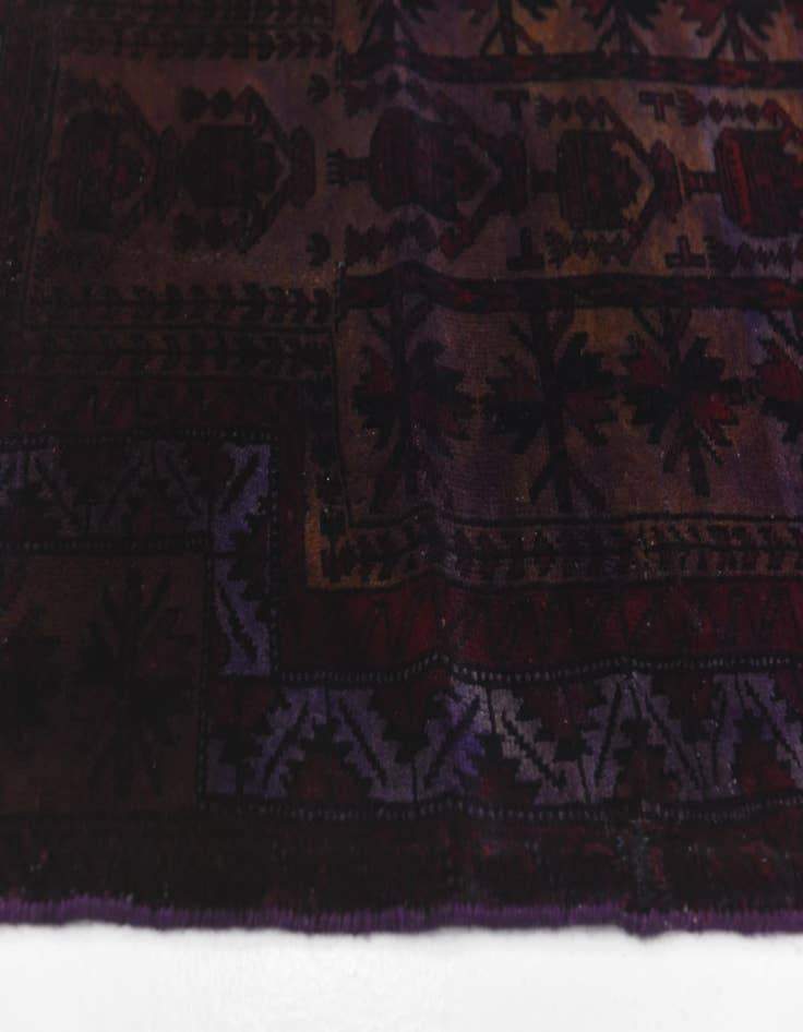 Detail image of 2' 4 x 4' 6 Hand Knotted Ultra Vintage Persian Wool Rug