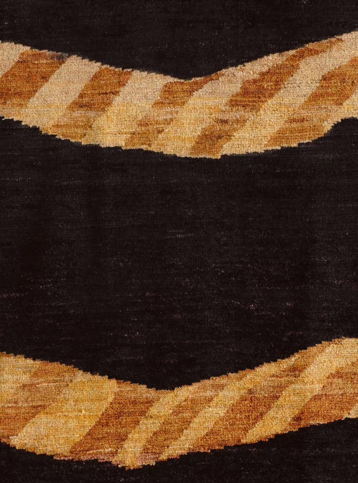 Detail image of 3' 10 x 5' 5 Hand Knotted Ziegler Modern Rug