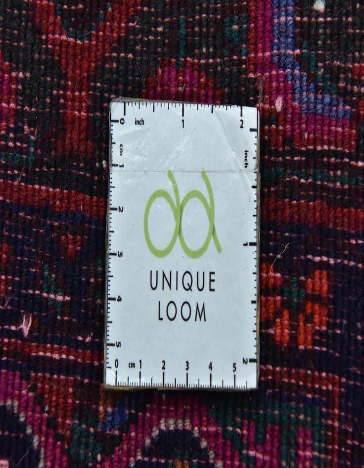 Detail image of 4' 7 x 9' 10  Hand Knotted Sanandaj Persian Wool Runner Rug