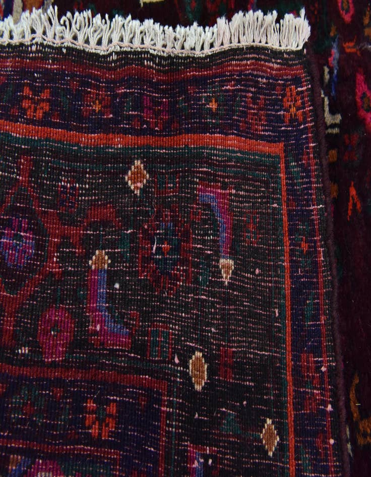 Detail image of 4' 7 x 9' 10  Hand Knotted Sanandaj Persian Wool Runner Rug