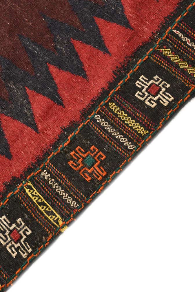 4' 7 x 4' 8 Hand Woven Kilim Fars Wool Square Rug