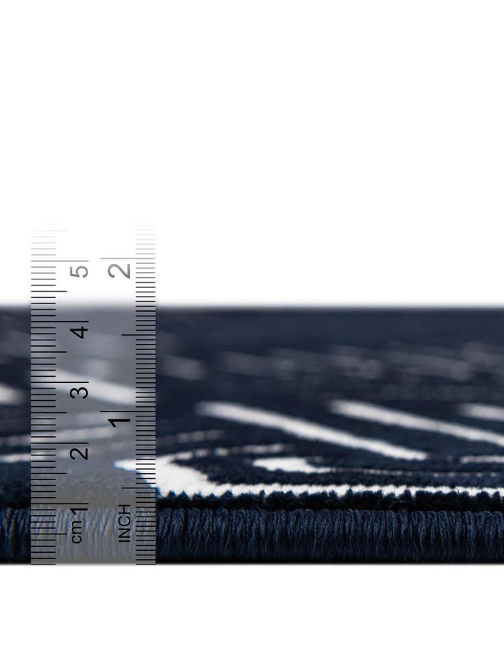 Detail image of 7' 10 x 10' Aakaar Rug