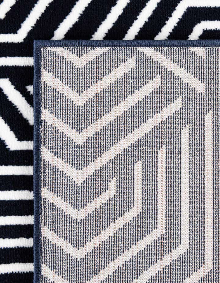 4' x 6' Aakaar Rug