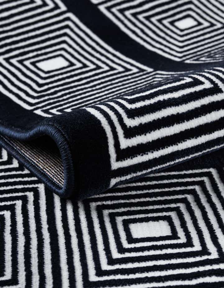 4' x 6' Aakaar Rug
