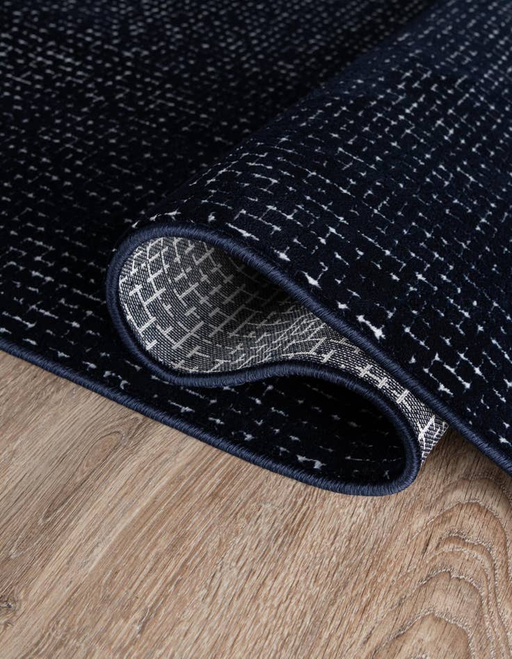 Detail image of 2' x 6' Aakaar Runner Rug