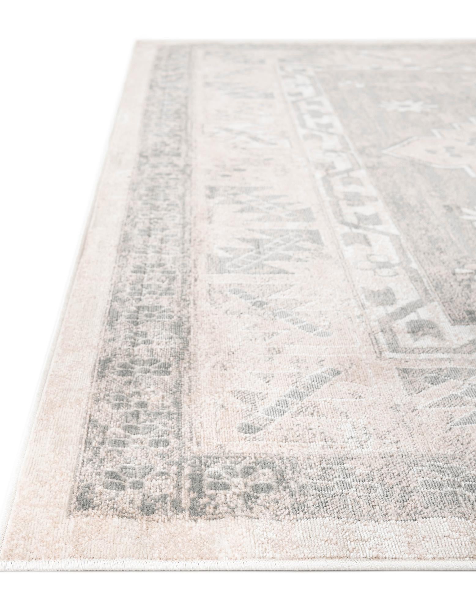 5' 3 x 5' 3 Whitney Octagon Rug