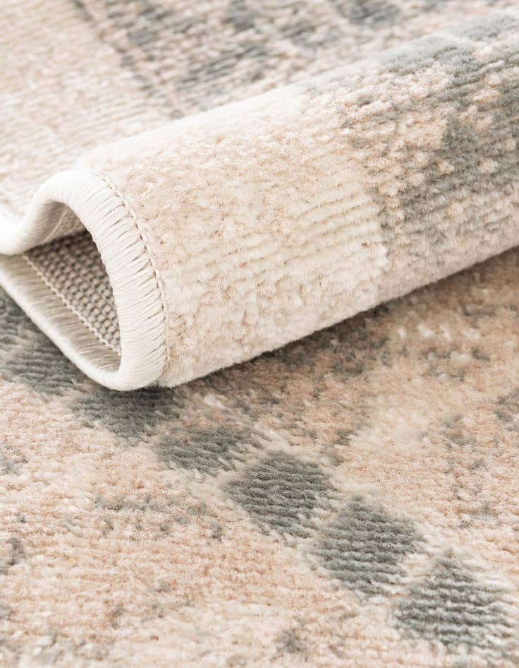 Detail image of 4' 1 x 6' 1 Whitney Oval Rug