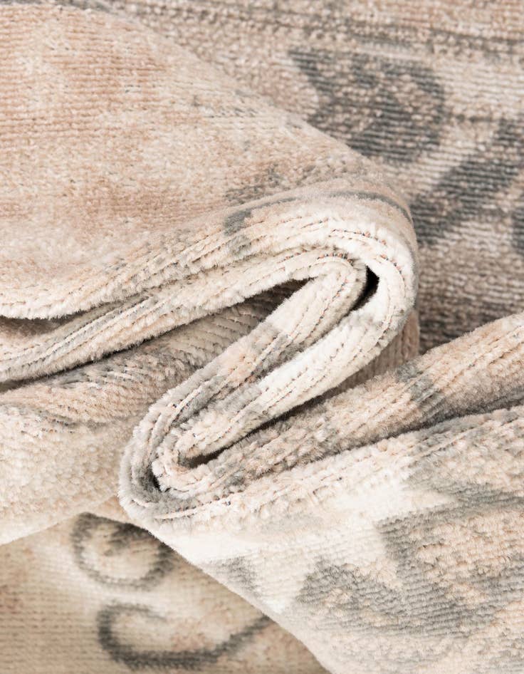 Detail image of 4' 1 x 6' 1 Whitney Oval Rug