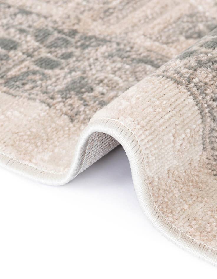 Detail image of 4' 1 x 6' 1 Whitney Oval Rug