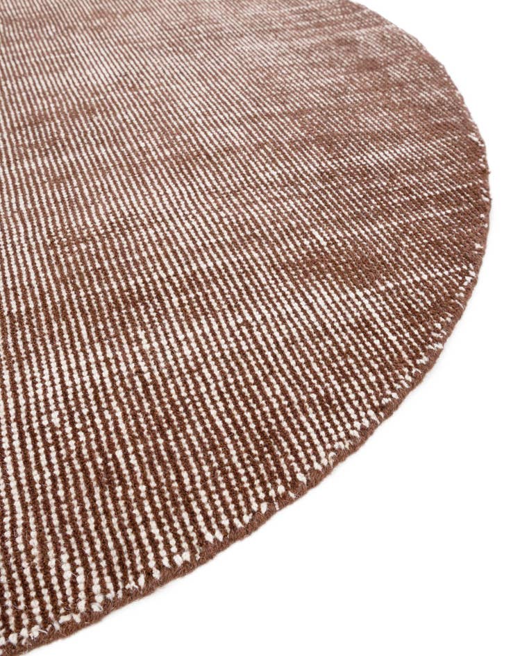 Detail image of 5' 1 x 5' 1  Hand Woven Jill Zarin English Manor Wool Round Rug