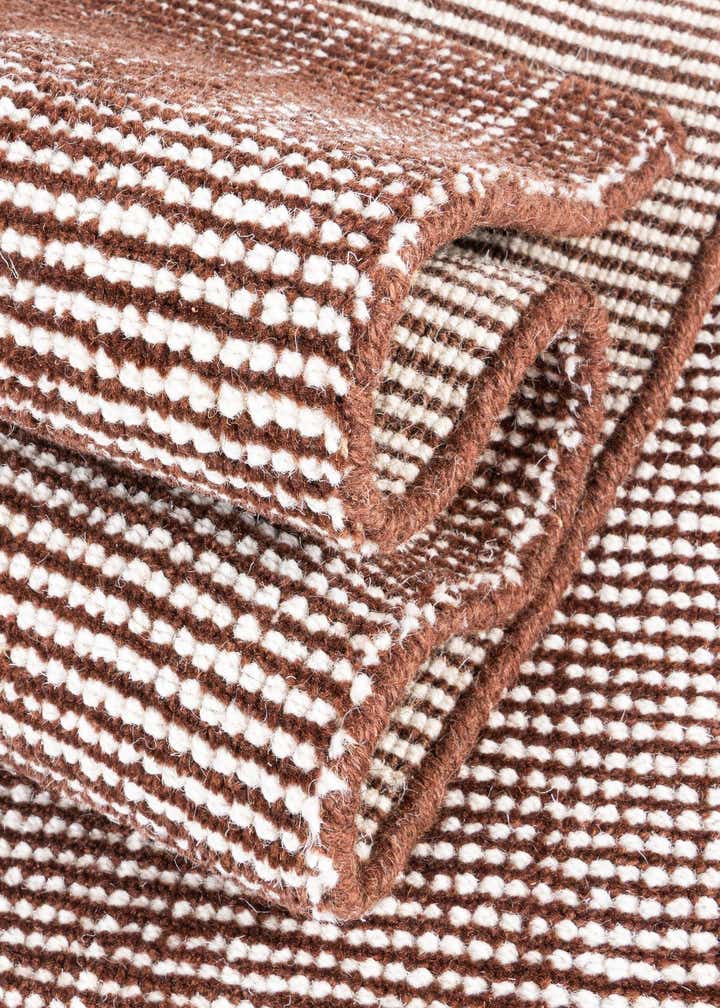 2' x 8' Hand Woven Jill Zarin English Manor Wool Runner Rug