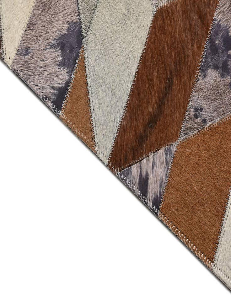 Detail image of 4' 8 x 6' 5 Cowhide Rug