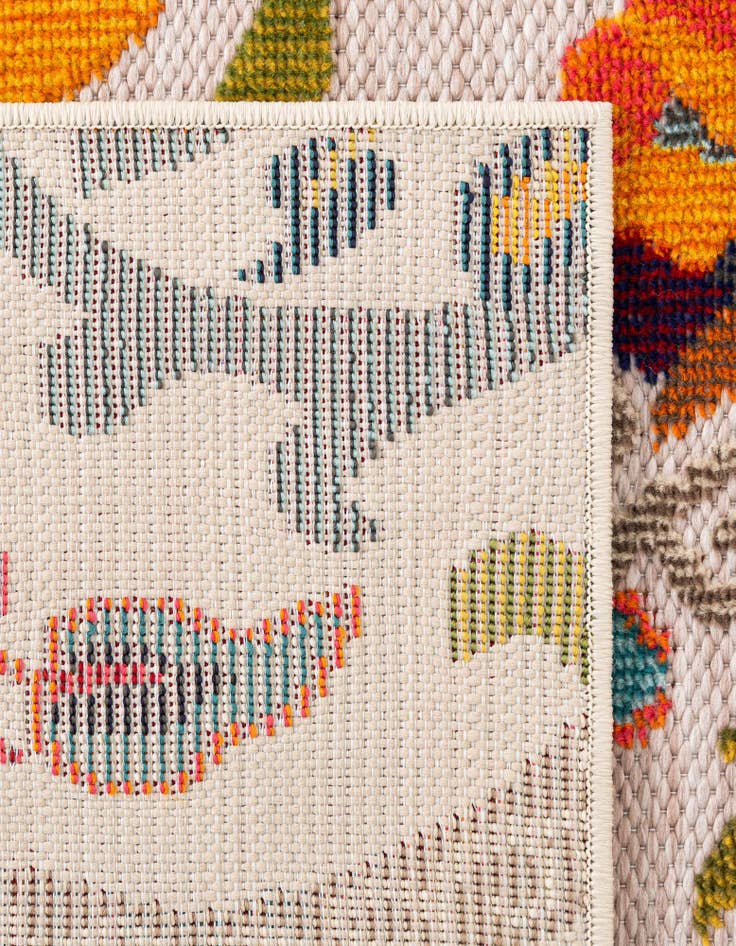 Detail image of 2' x 3' Easy-Clean Casablanca Indoor / Outdoor Rug