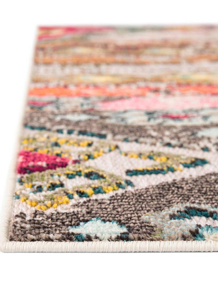 Detail image of 6' x 9' Easy-Clean Casablanca Indoor / Outdoor Rug
