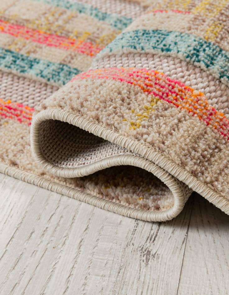 Detail image of 2' x 3' Easy-Clean Casablanca Indoor / Outdoor Rug