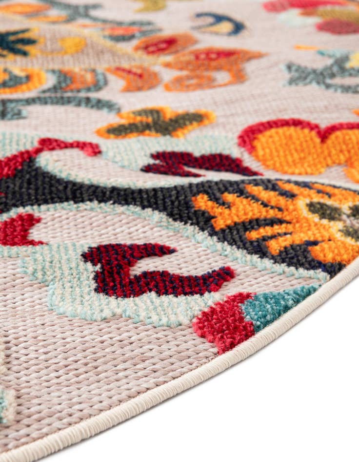 Detail image of 3' x 3' Easy-Clean Casablanca Indoor / Outdoor Round Rug