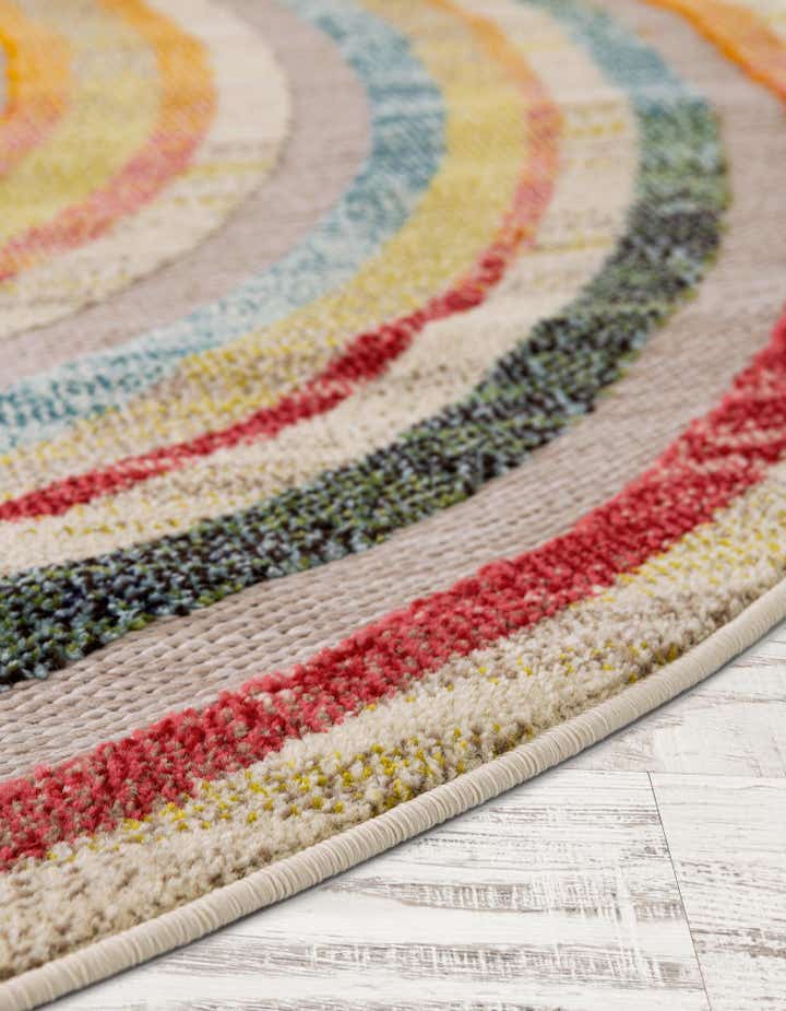 7' 10 x 7' 10 Easy-Clean Casablanca Indoor / Outdoor Round Rug