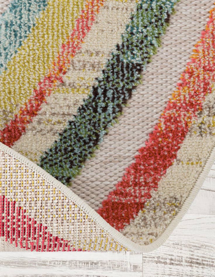 Detail image of 3' x 3'  Washable Casablanca Indoor / Outdoor Round Rug