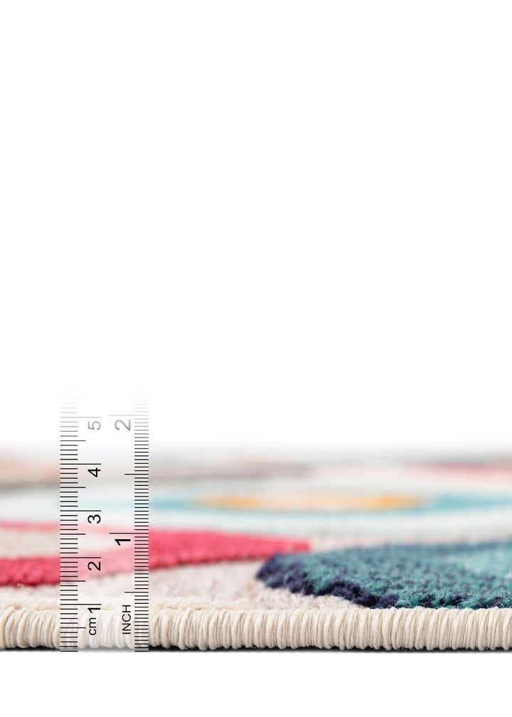 2' 7 x 10' Easy-Clean Casablanca Indoor / Outdoor Runner Rug