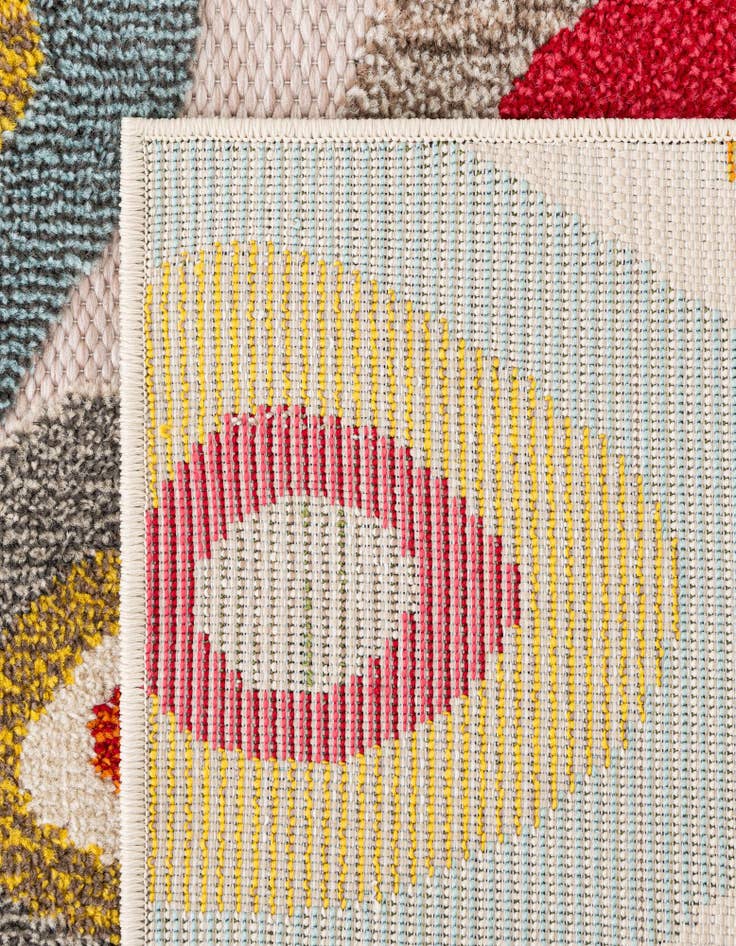 Detail image of 2' 7 x 10' Easy-Clean Casablanca Indoor / Outdoor Runner Rug