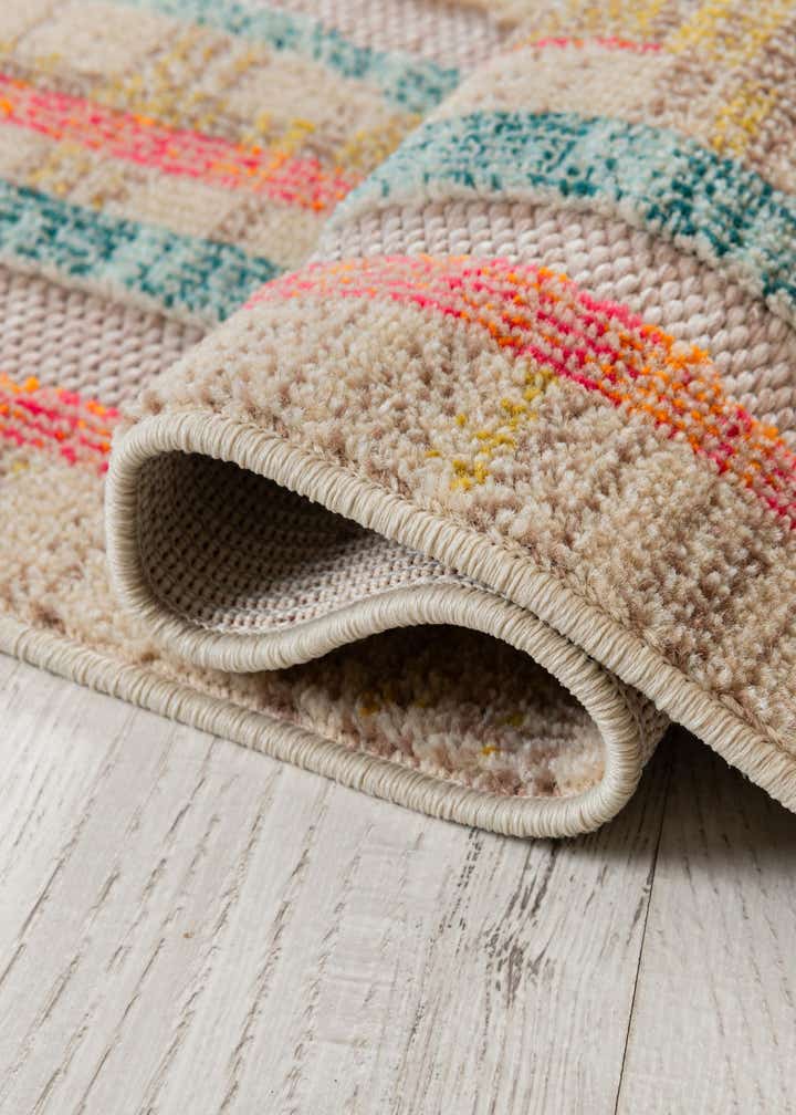 2' 7 x 10' Easy-Clean Casablanca Indoor / Outdoor Runner Rug