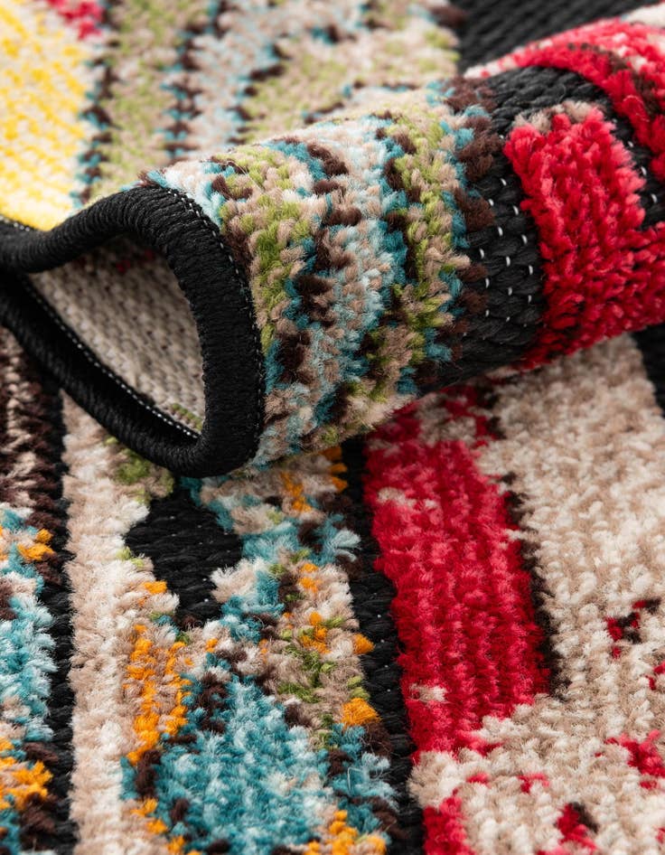 Detail image of 3' x 3'  Washable Casablanca Indoor / Outdoor Round Rug