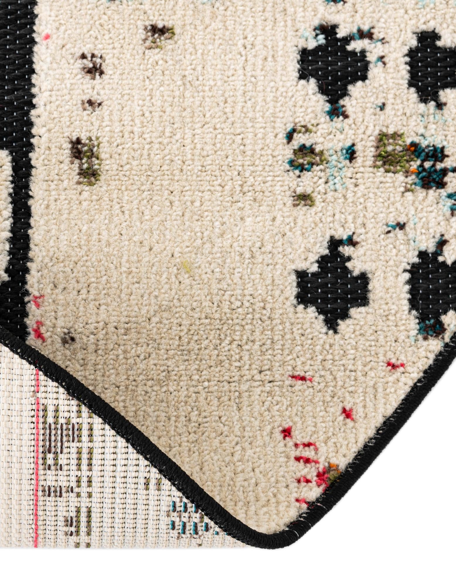 6' x 6' Easy-Clean Casablanca Indoor / Outdoor Round Rug