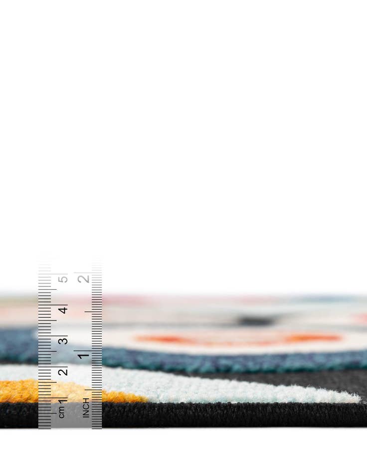 Detail image of 3' x 3' Easy-Clean Casablanca Indoor / Outdoor Round Rug