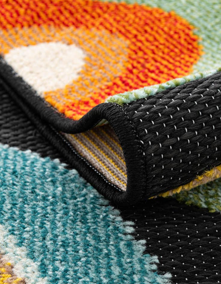 Detail image of 3' x 3' Easy-Clean Casablanca Indoor / Outdoor Round Rug