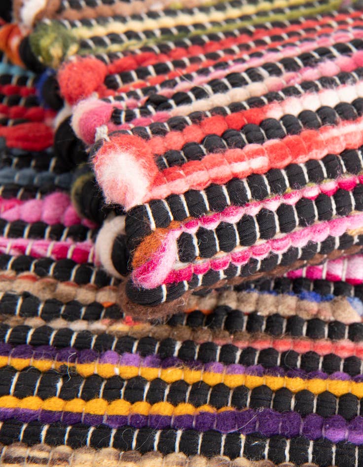 Detail image of 2' 7 x 10' Hand Woven Chindi Cotton Runner Rug