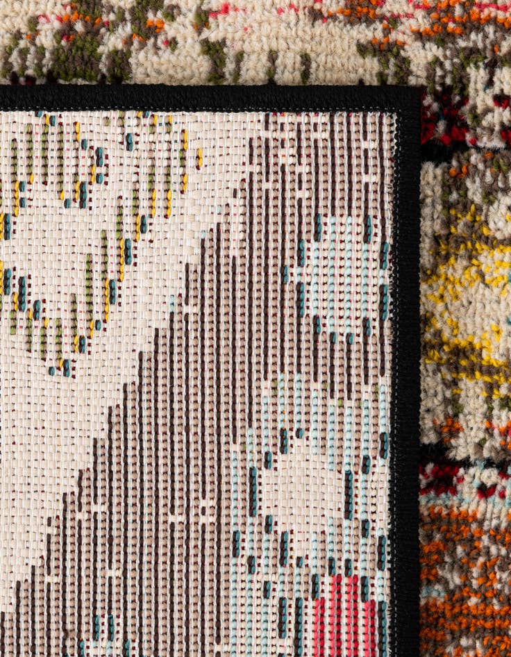 Detail image of 2' 7 x 10'  Washable Casablanca Indoor / Outdoor Runner Rug