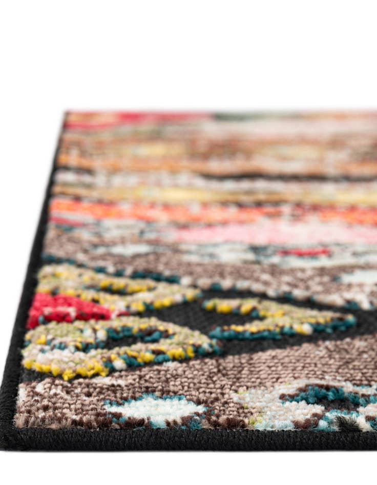 Detail image of 7' 10 x 7' 10  Washable Casablanca Indoor / Outdoor Square Rug