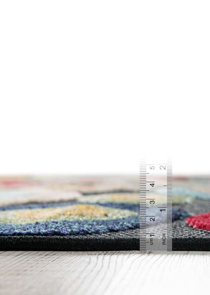 7' 10 x 7' 10 Easy-Clean Casablanca Indoor / Outdoor Square Rug
