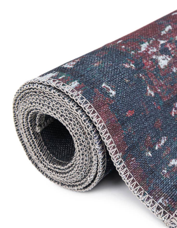 Detail image of 7' 10 x 11' Washable Francesca Rug