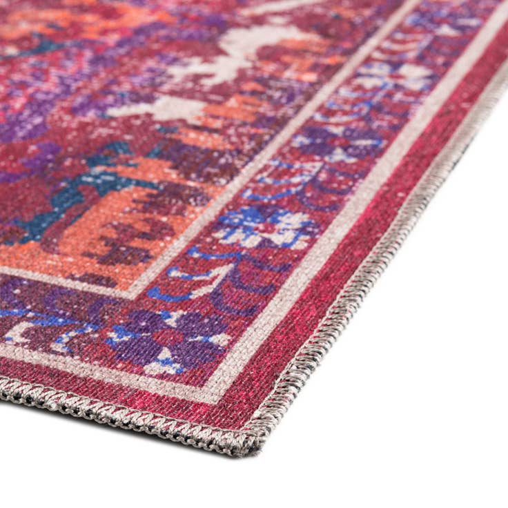 Detail image of 2' x 3' Washable Francesca Rug