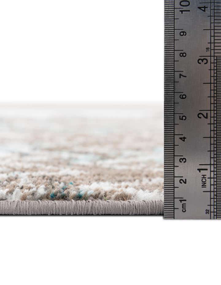 5' 3 x 8' Moroccan Trellis Oval Rug