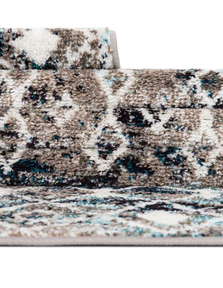 7' 10 x 7' 10 Moroccan Trellis Square Rug