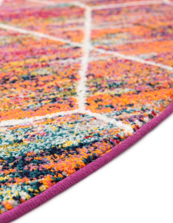 Detail image of 3' x 6' Lattice Frieze Hearth Rug