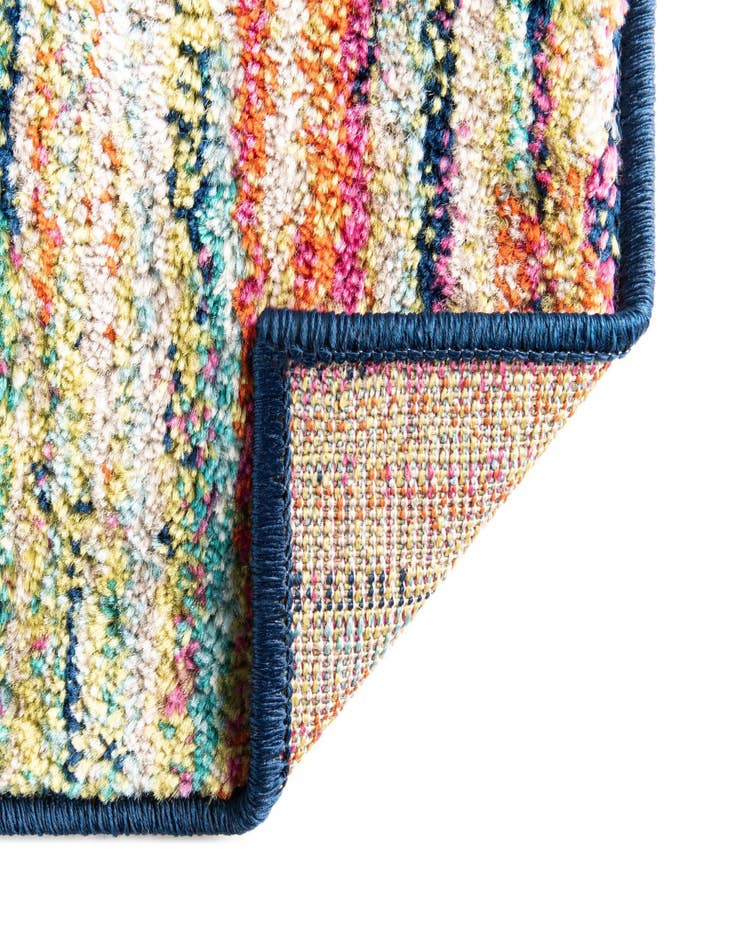 Detail image of 5' 3 x 5' 3 Azalea Octagon Rug