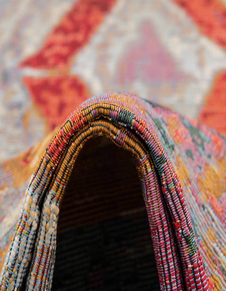 Detail image of 5' 3 x 5' 3  Washable Modern Indoor / Outdoor Octagon Rug