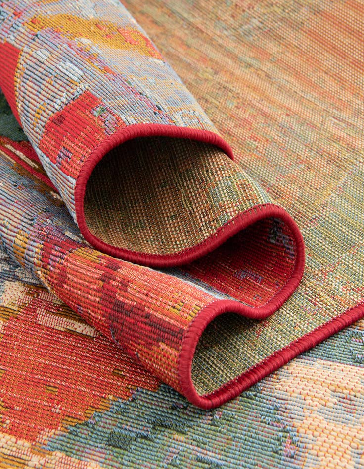 Detail image of 5' 3 x 5' 3  Washable Modern Indoor / Outdoor Octagon Rug