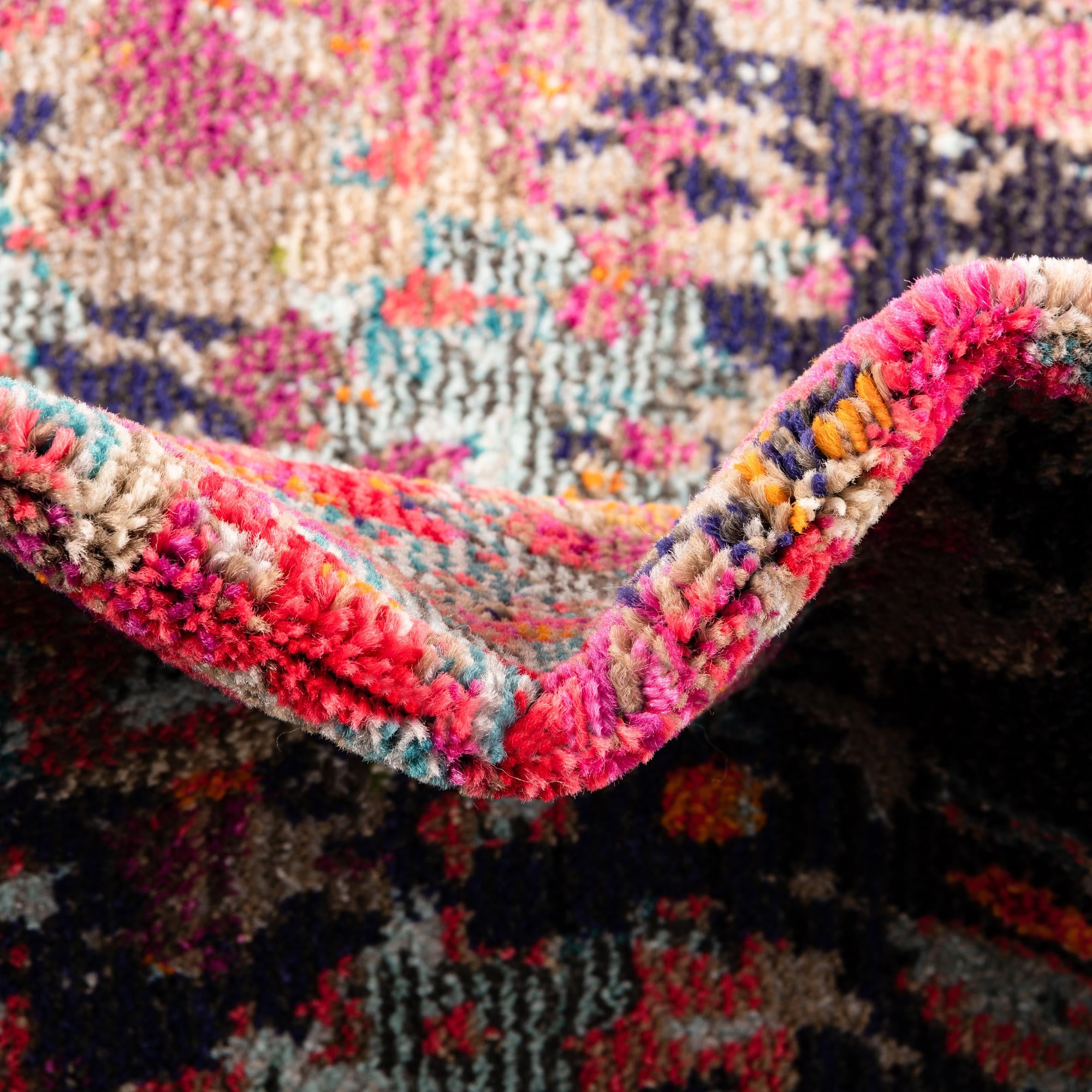 7' 10 x 7' 10 Washable Vivid Octagon Rug