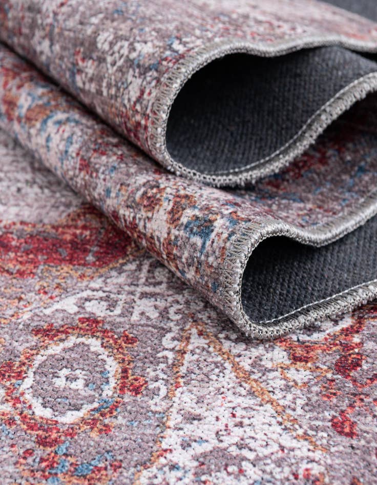 Detail image of 7' 10 x 7' 10  Washable Yara Octagon Rug
