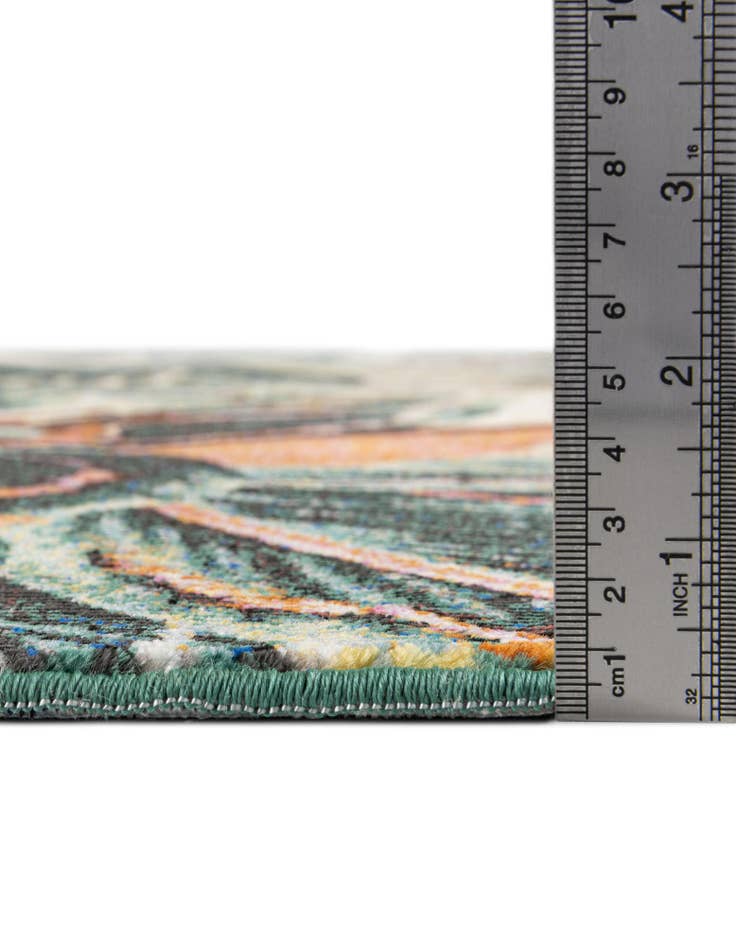 Detail image of 7' 10 x 10' Blossom Oval Rug