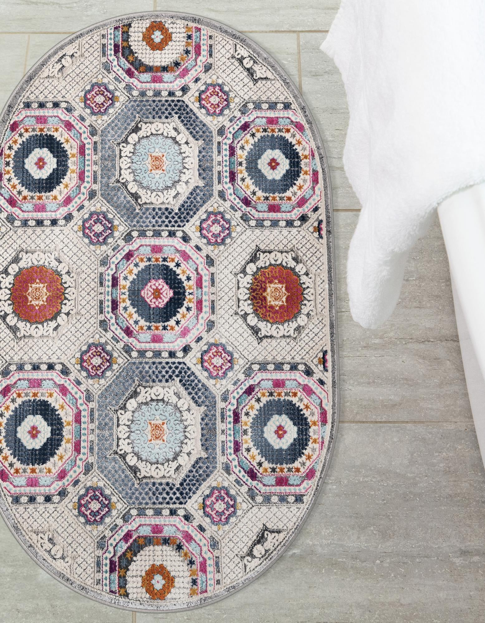 3' 7 x 5' 3 Budapest Oval Rug