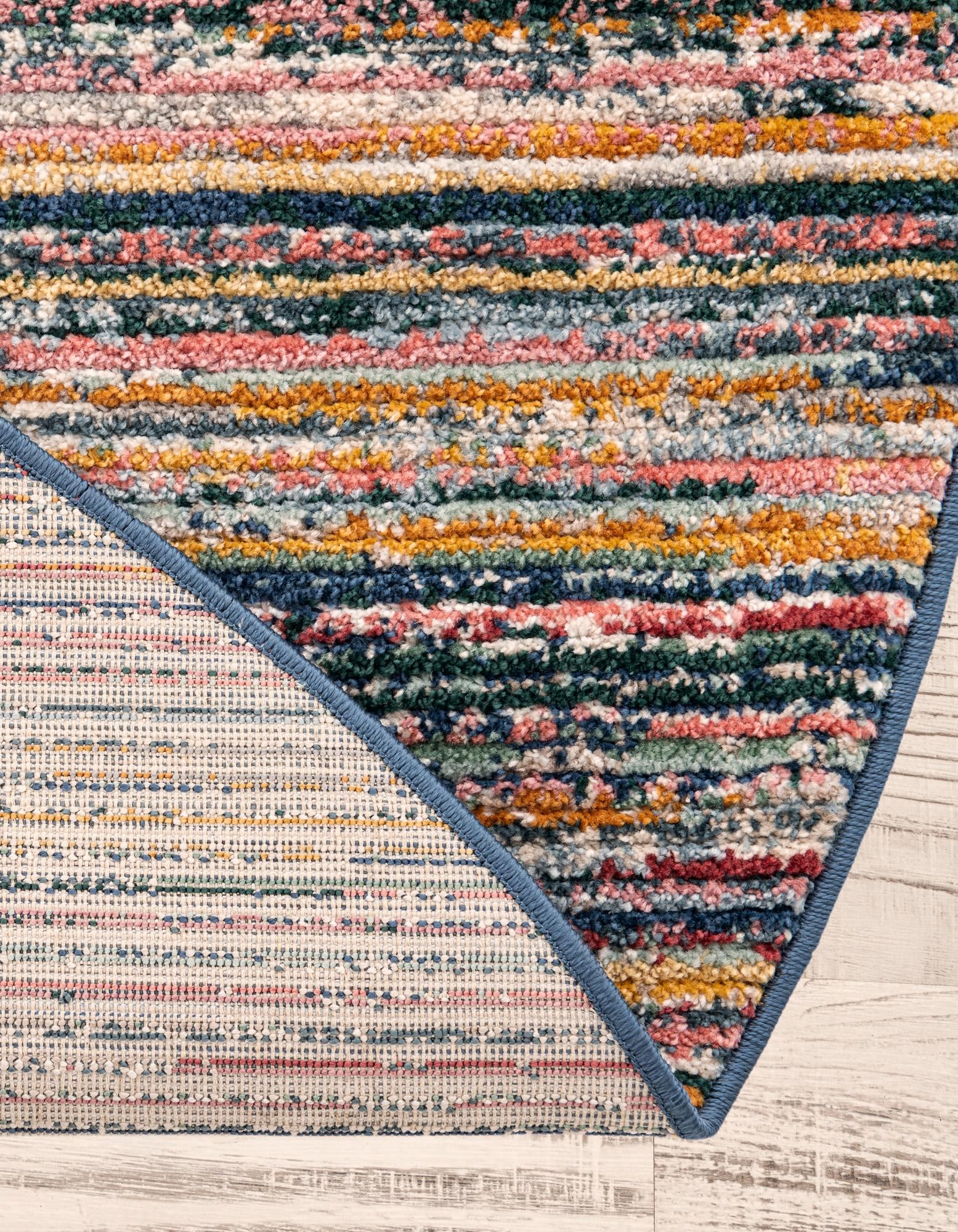 2' 2 x 3' Gemstone Oval Rug