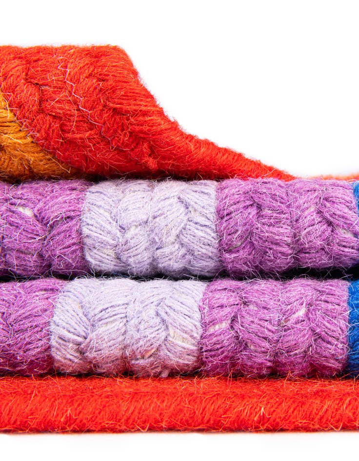 Detail image of 5' 1 x 8' Handmade Hand Braided Rainbow Wool Oval Rug